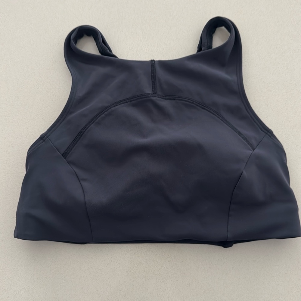 Lululemon x Barry’s black sports bra size 8